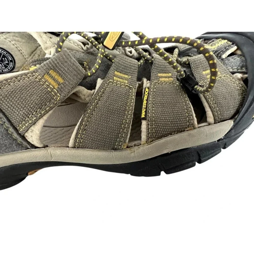 Keen Newport Men's Waterproof Fisherman Hiking Sport Sandals  Size 8.5  Gorpcore